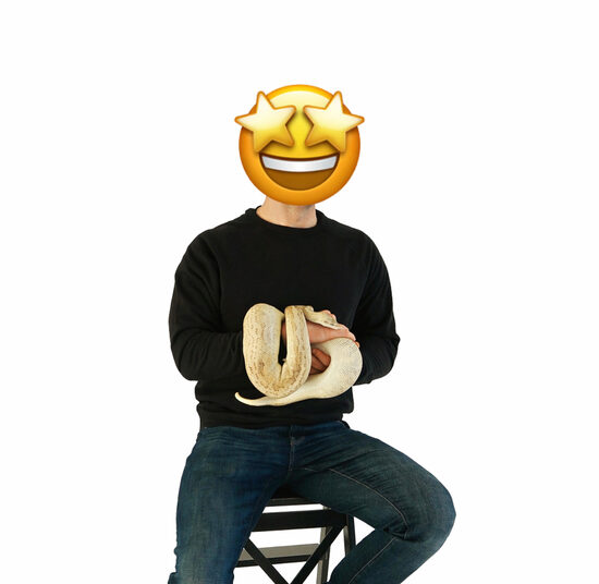 Eksotiska fotosesija ar pitonu – Rīgā